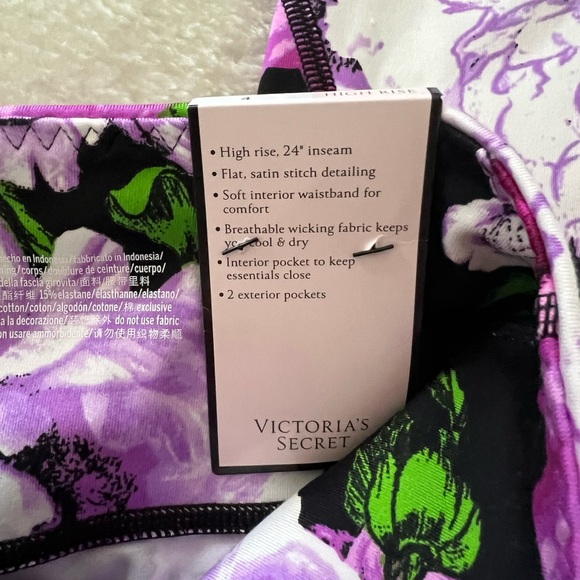 Victoria’s Secret Leggings 7/8 - Picture 2 of 5